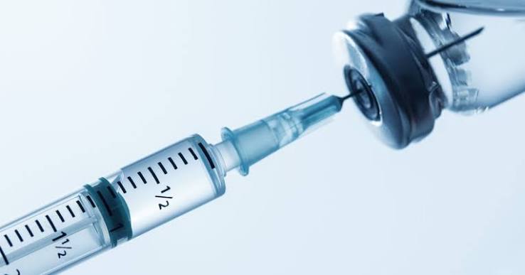 Anvisa proíbe venda de hormônio de crescimento falsificado e medicamento de alto custo furtado