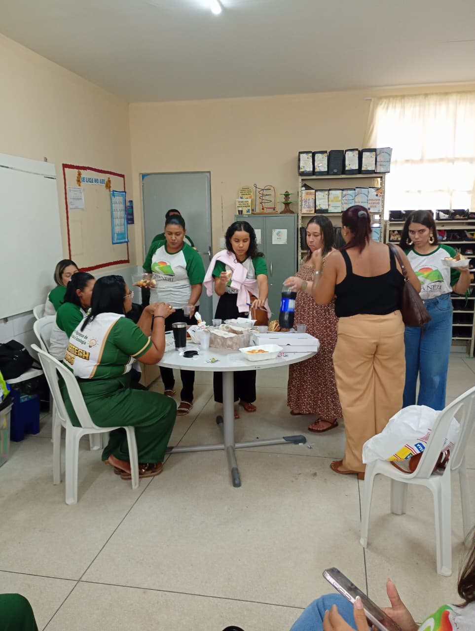 CAFÉ DA TARDE COM OS APOIOS