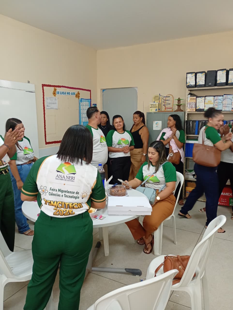 CAFÉ DA TARDE COM OS APOIOS